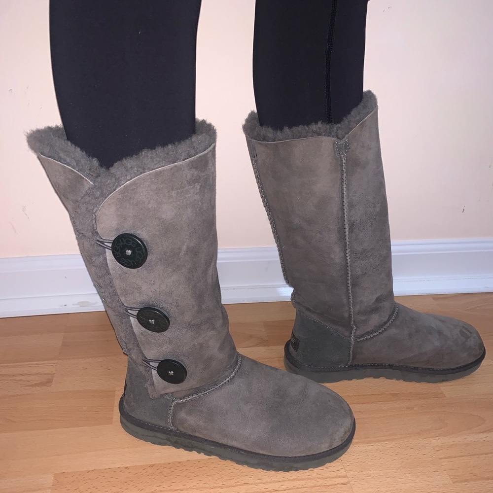 Ugg Bailey Button Boots Size 8 - image 5
